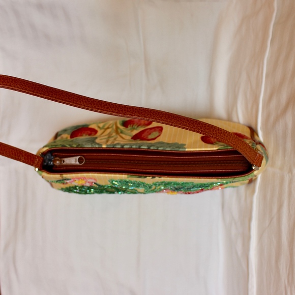 Isabella Fiore Beaded Strawberry Floral Handbag - Picture 7 of 8